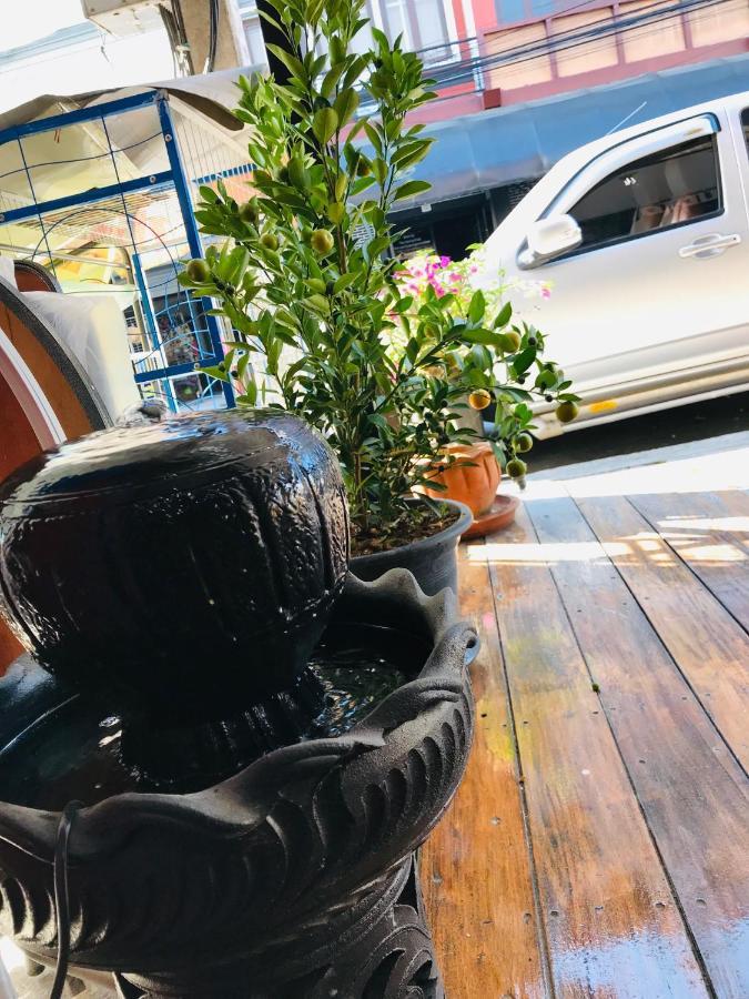 清邁 苏帕拉克旅馆旅舍 外观 照片